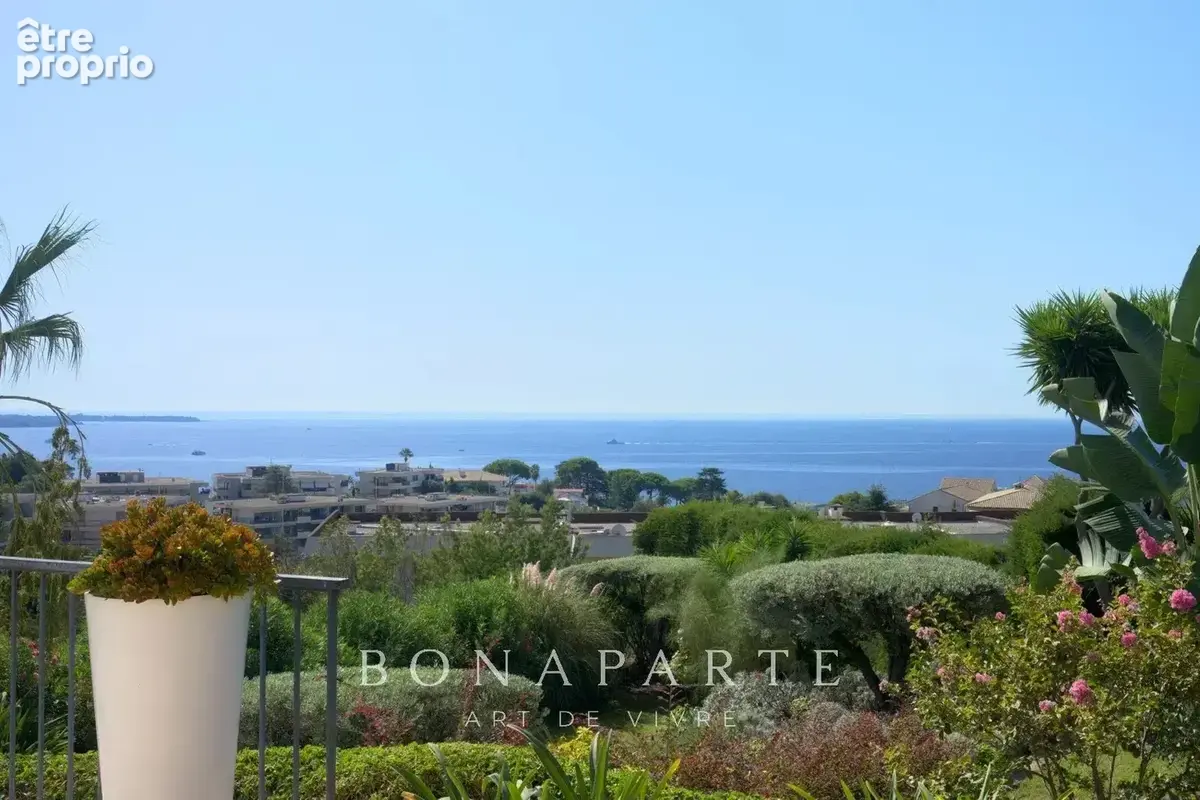 Elégante propriété à la vue mer panoramique - photo 11