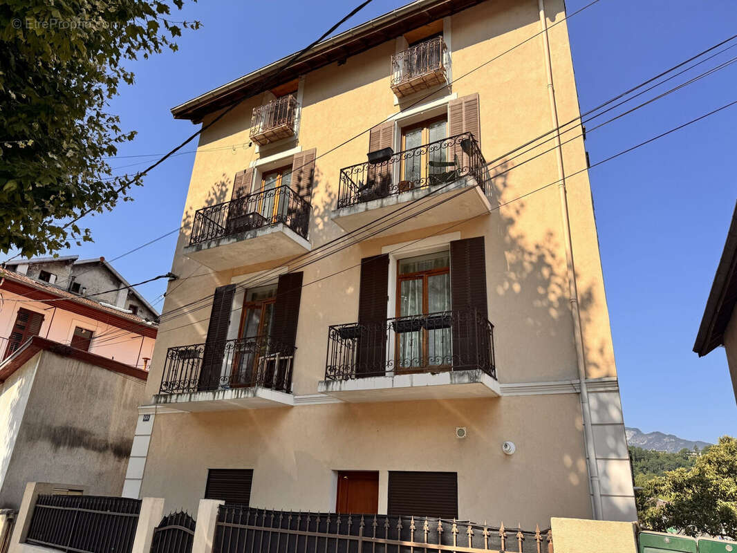Appartement 37 m² à Aix-Les-Bains  - photo 6