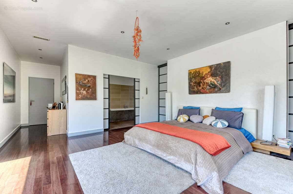 Maison à CHAZAY-D&#039;AZERGUES