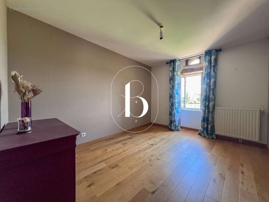 Maison 185 m² à Goudargues  - photo 27
