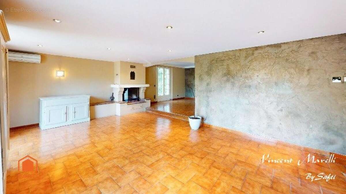 Photo 4 - Maison à BRIGNOLES