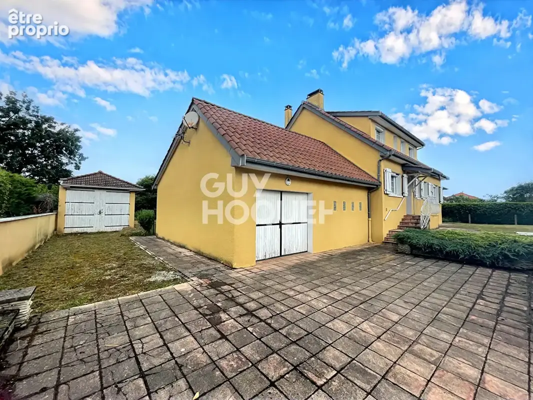 Maison 4 chambres - 385 000 - photo 2