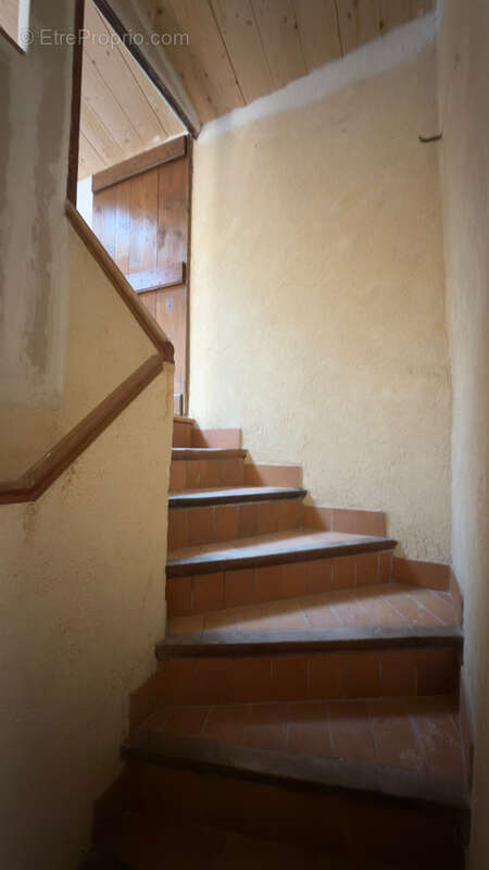 172 m2 - Grand potentiel - Toiture neuve - 10 couchages - Jardinet - photo 18