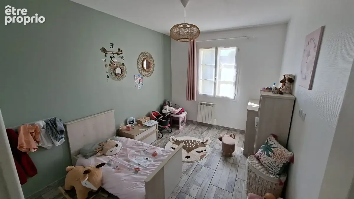 Maison 5 pièces 115 m² à vendre à Beurlay (17250) - photo 8