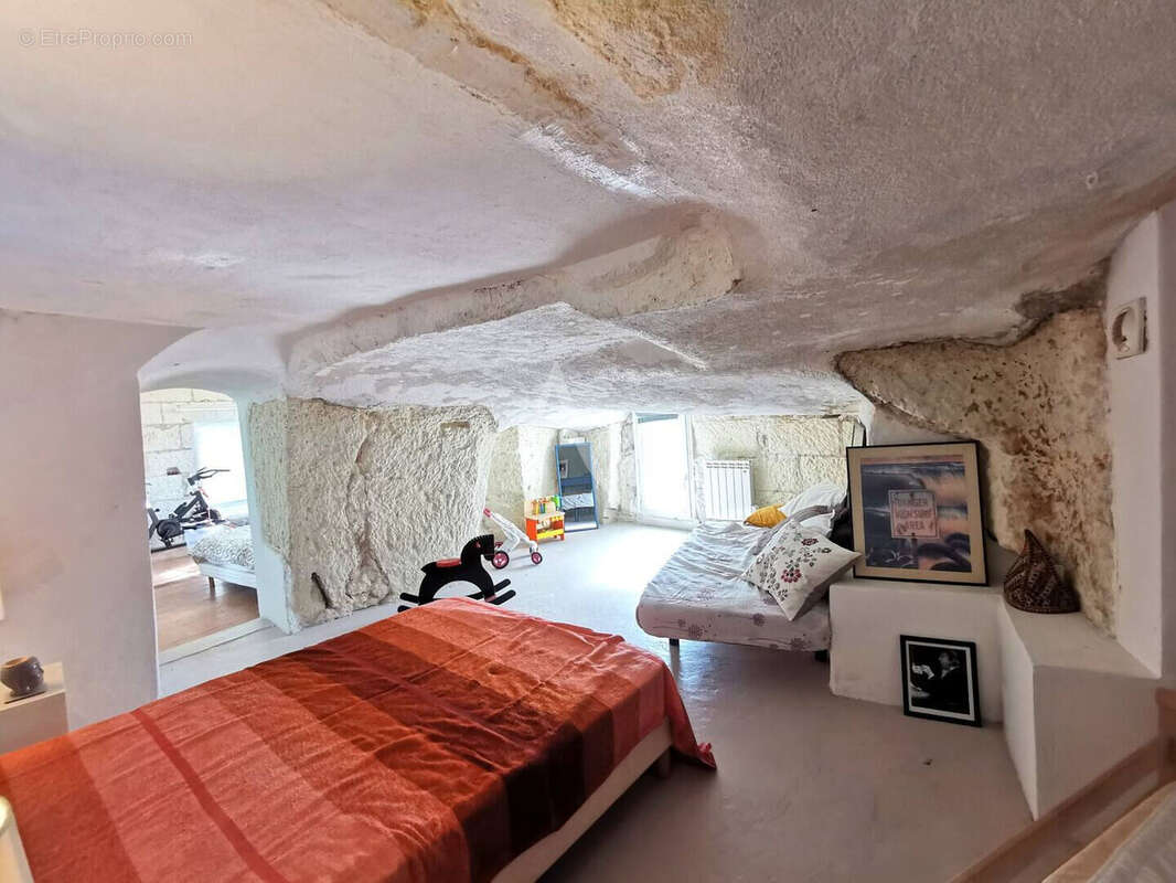 Maison à MONTRICHARD