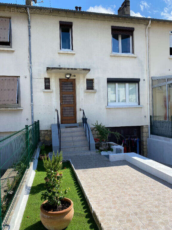 Maison à MANTES-LA-VILLE