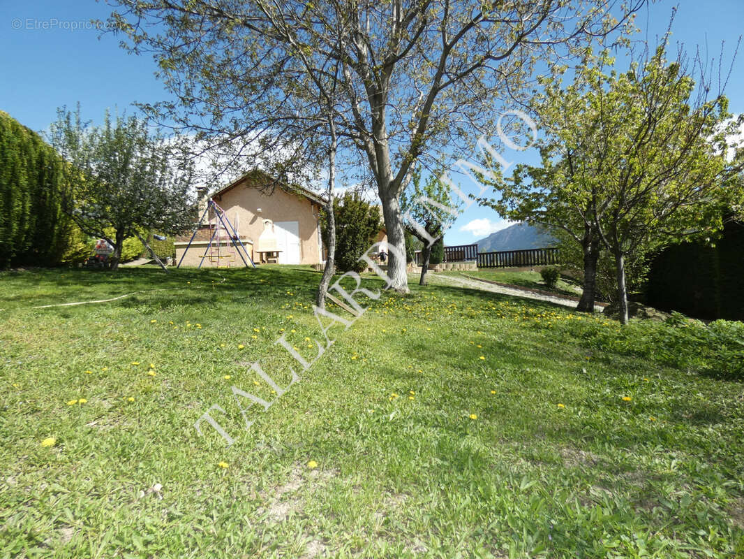 Maison à EMBRUN