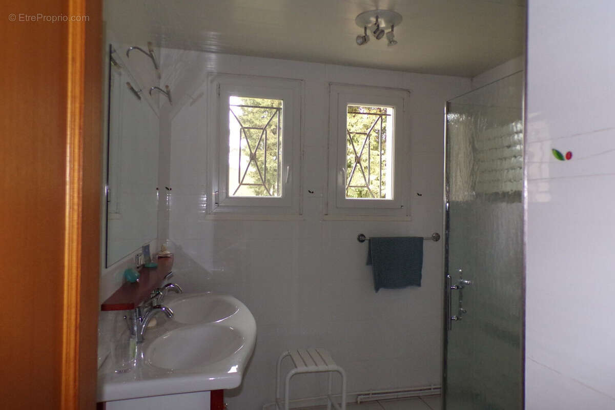 Maison 156 m² à Biran  - photo 8
