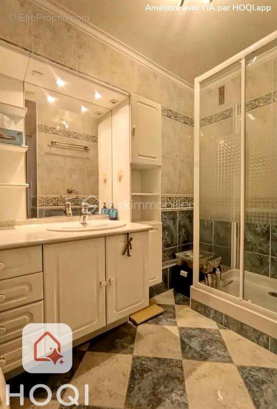 Appartement à SAINT-CYR-SUR-LOIRE