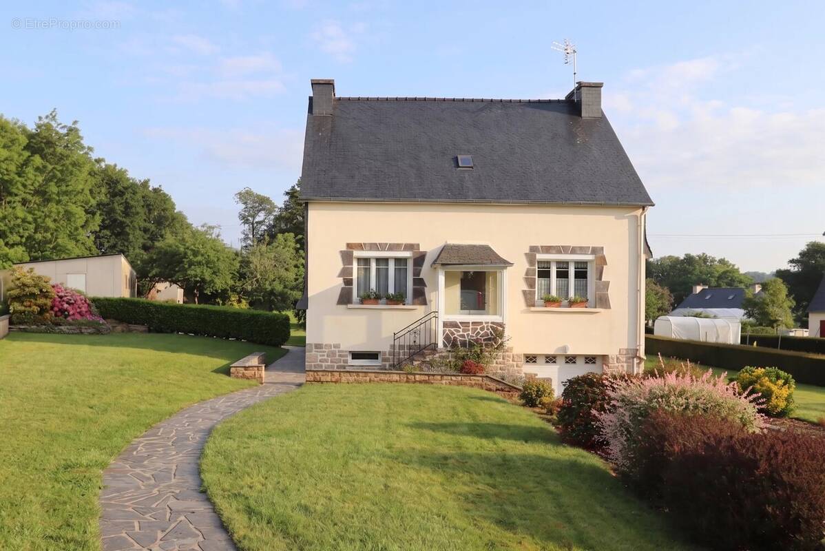 Maison à SPEZET