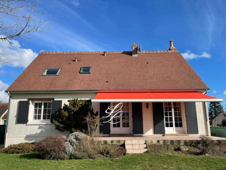 Maison 175 m² à Laigne-En-Belin  - photo 55