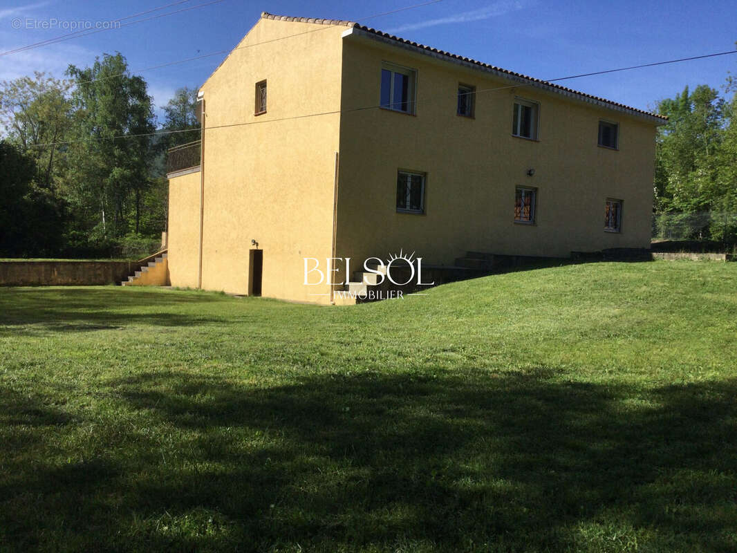 Maison à SAINT-LAURENT-DE-CERDANS