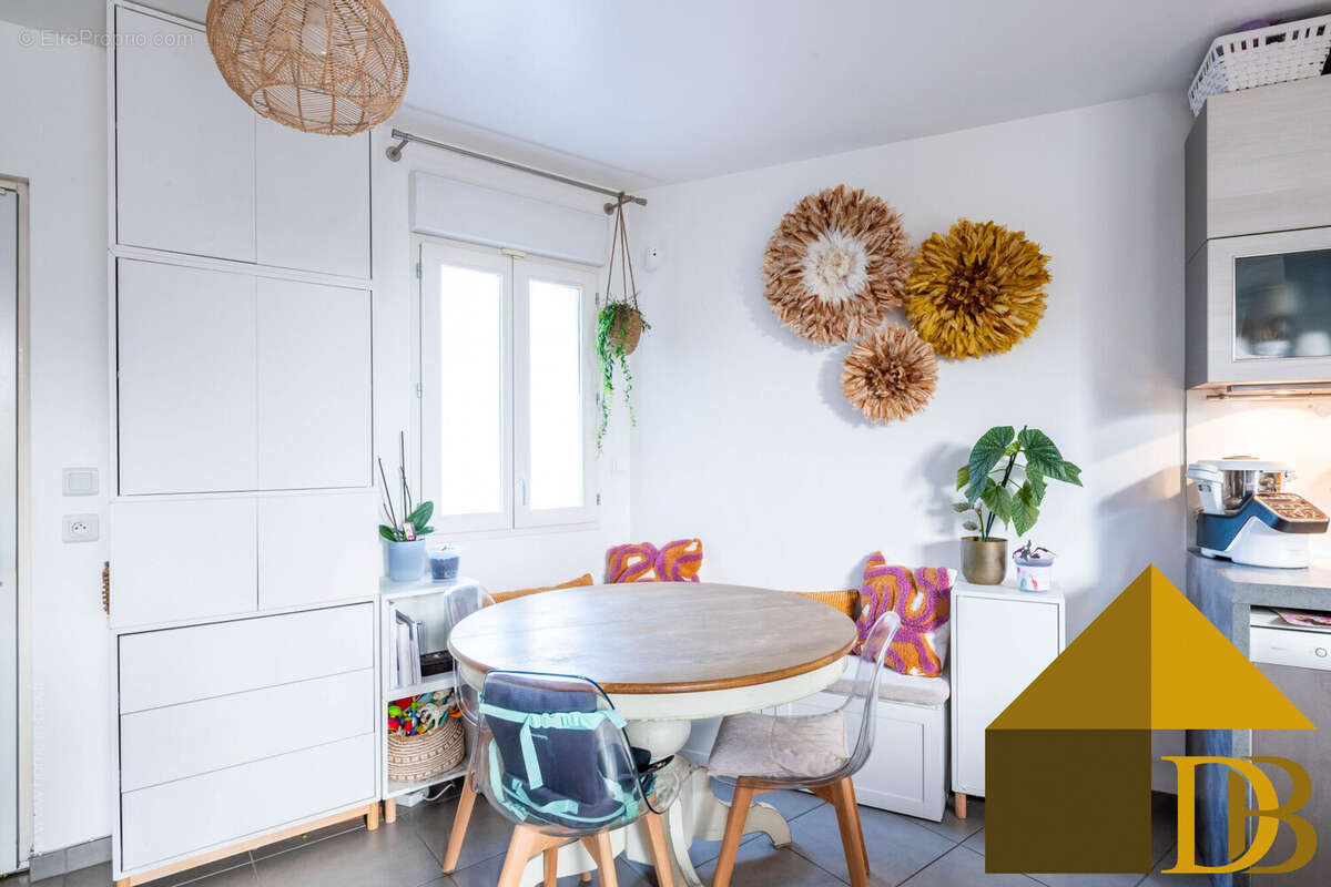 Maison à MAISONS-ALFORT