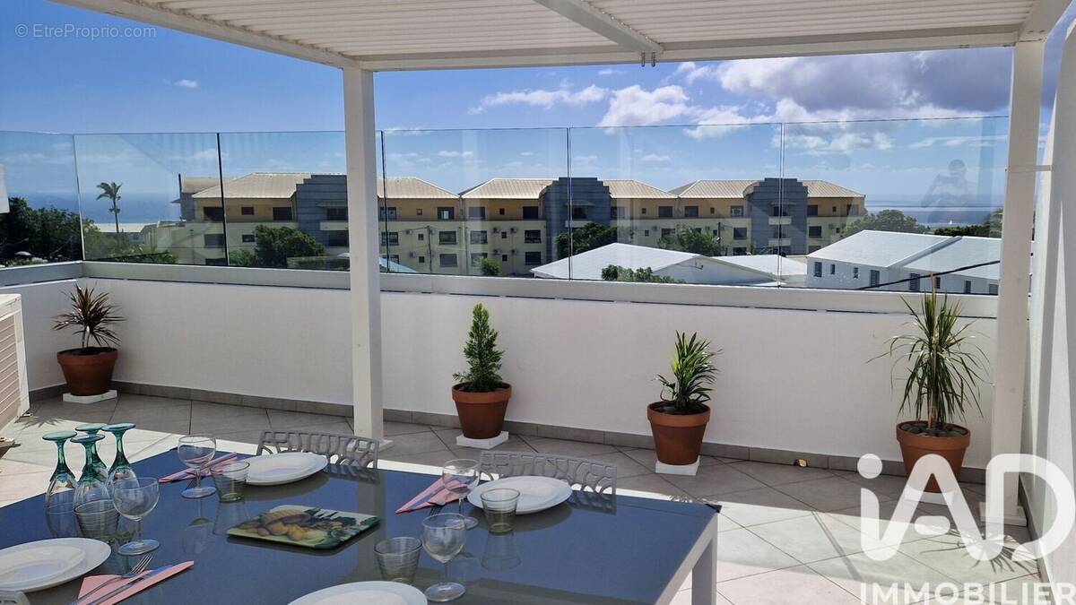 Photo 1 - Appartement à SAINT-DENIS