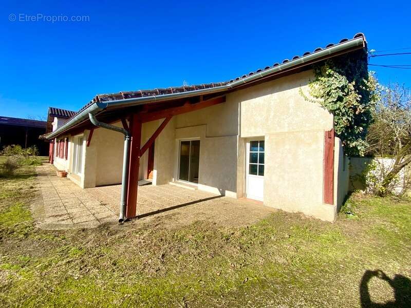 Maison à GRENADE-SUR-L'ADOUR