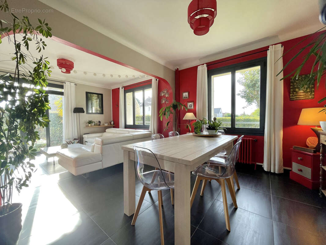 Maison à SAINT-CONTEST