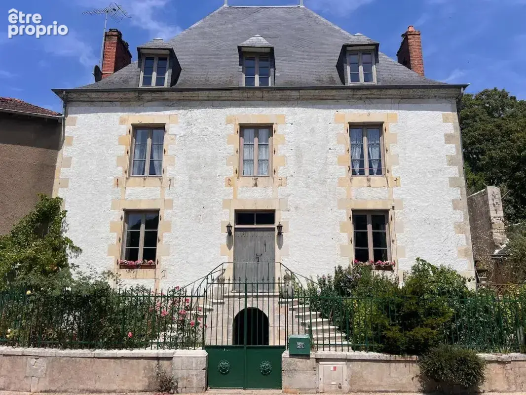 Maison de Maître rénovée de 5 chambres avec piscine et garag - photo 2