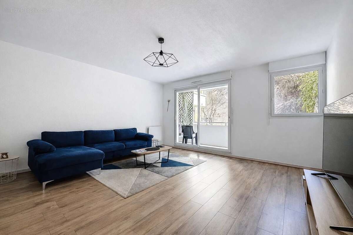 Appartement à MARSEILLE-14E