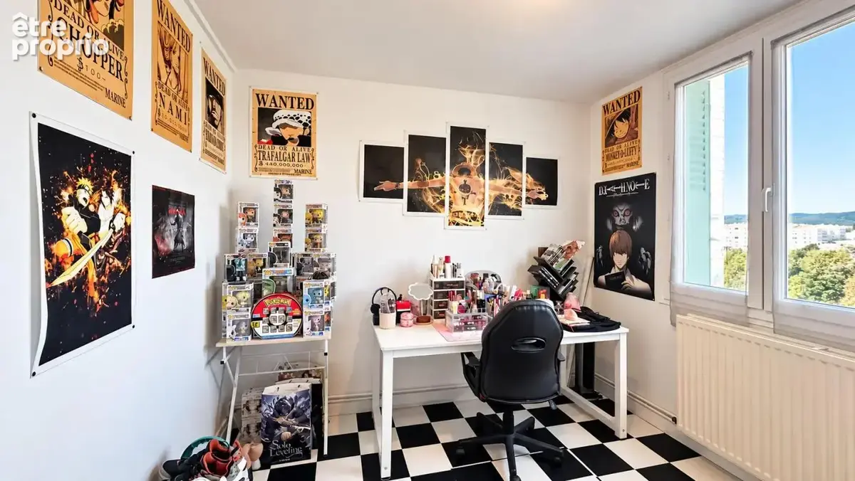 Valence - T4 de 63 m² - deux balcons - cave - garage privatif - parking collectif - photo 5