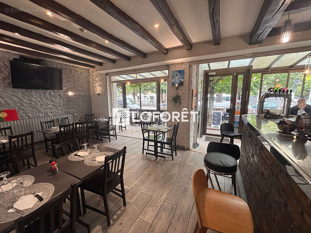 Commerce à VILLEMOMBLE