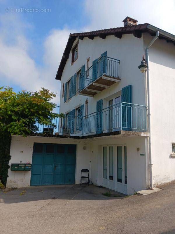 Maison à LONS-LE-SAUNIER
