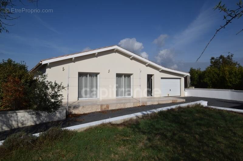 Maison à CASTELJALOUX