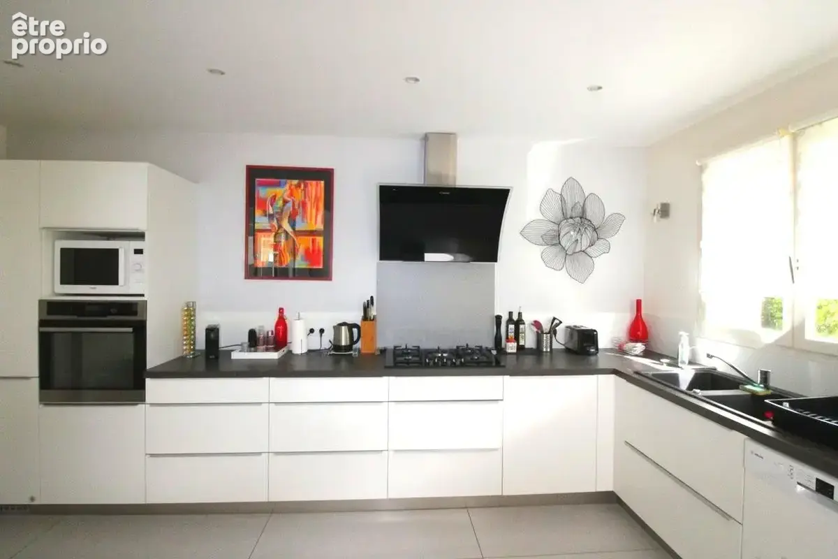 Maison 7 pièces 154 m² à vendre à Le Mesnil-Saint-Denis (78320) - photo 7