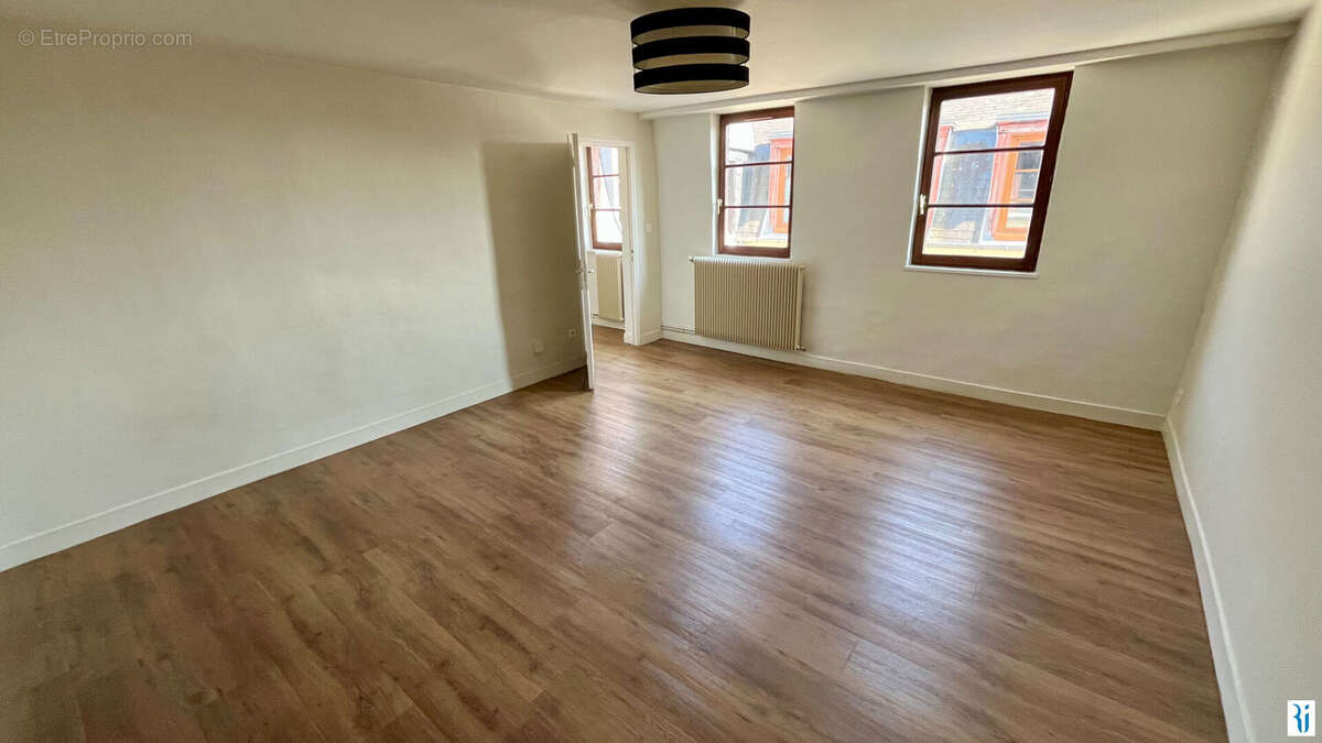 Appartement à CAUDEBEC-LES-ELBEUF