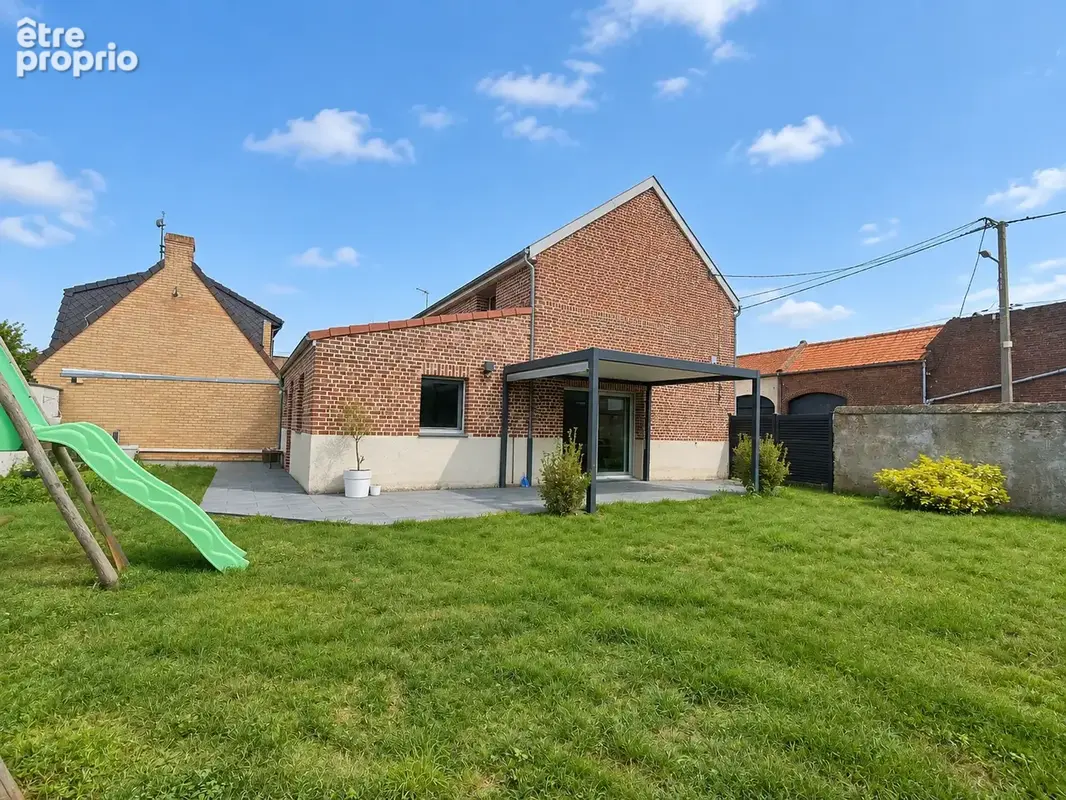 Maison familiale rénovée à Anhiers - photo 17