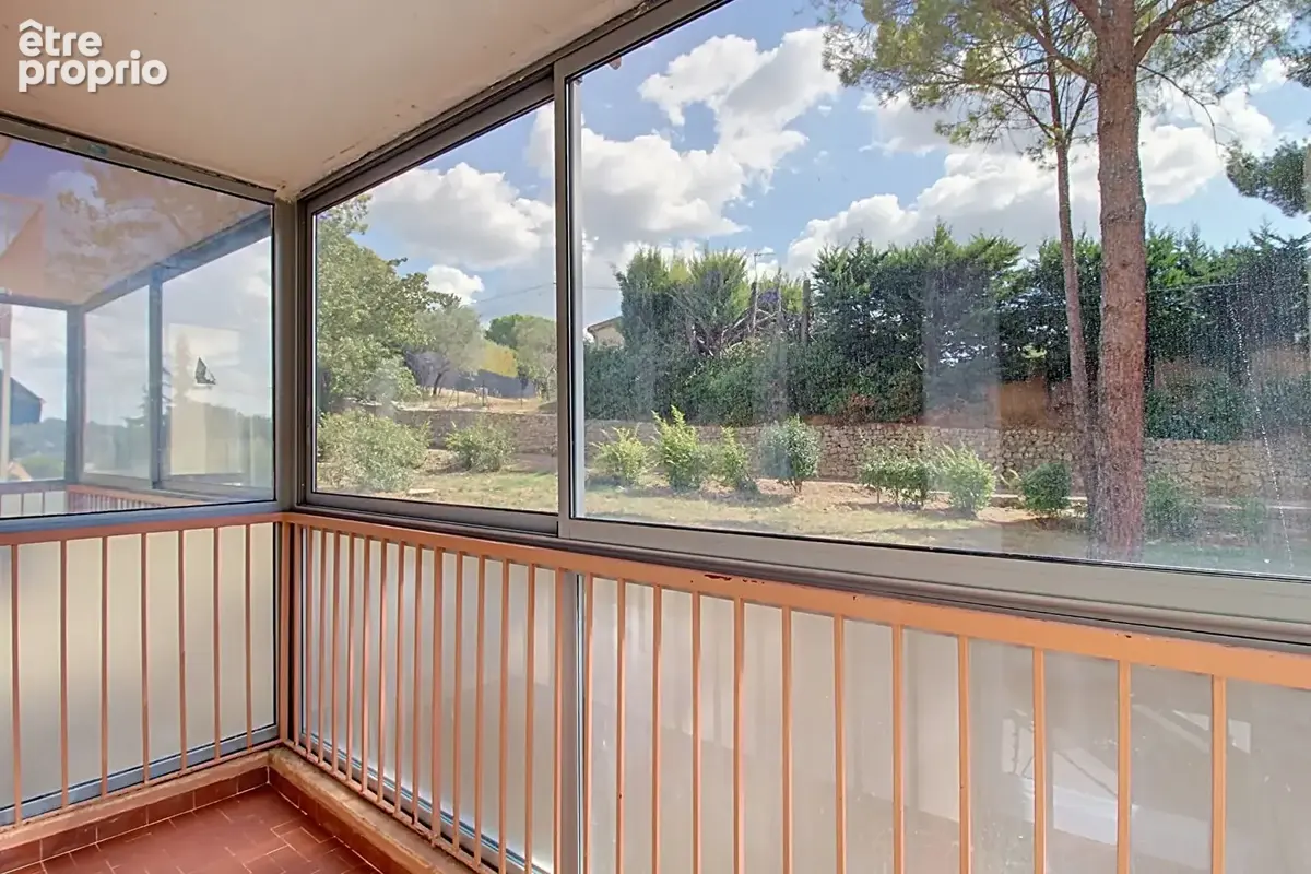 A VENDRE en EXCLUSIVITE à DRAGUIGNAN - Appartement T4 traversant et lumineux - 65m2 - photo 14