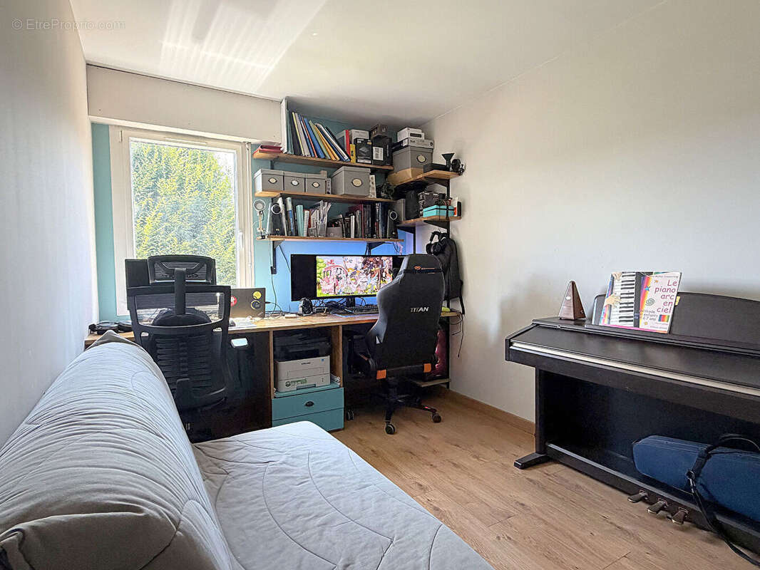 Appartement à MONTIGNY-LE-BRETONNEUX