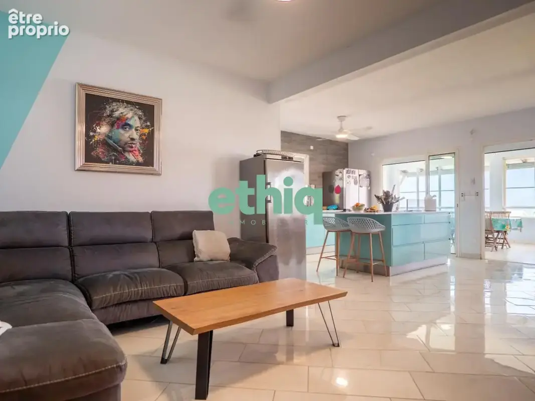 Maison 8 pièces 181 m² à vendre à Sainte-Rose (97115) - photo 5