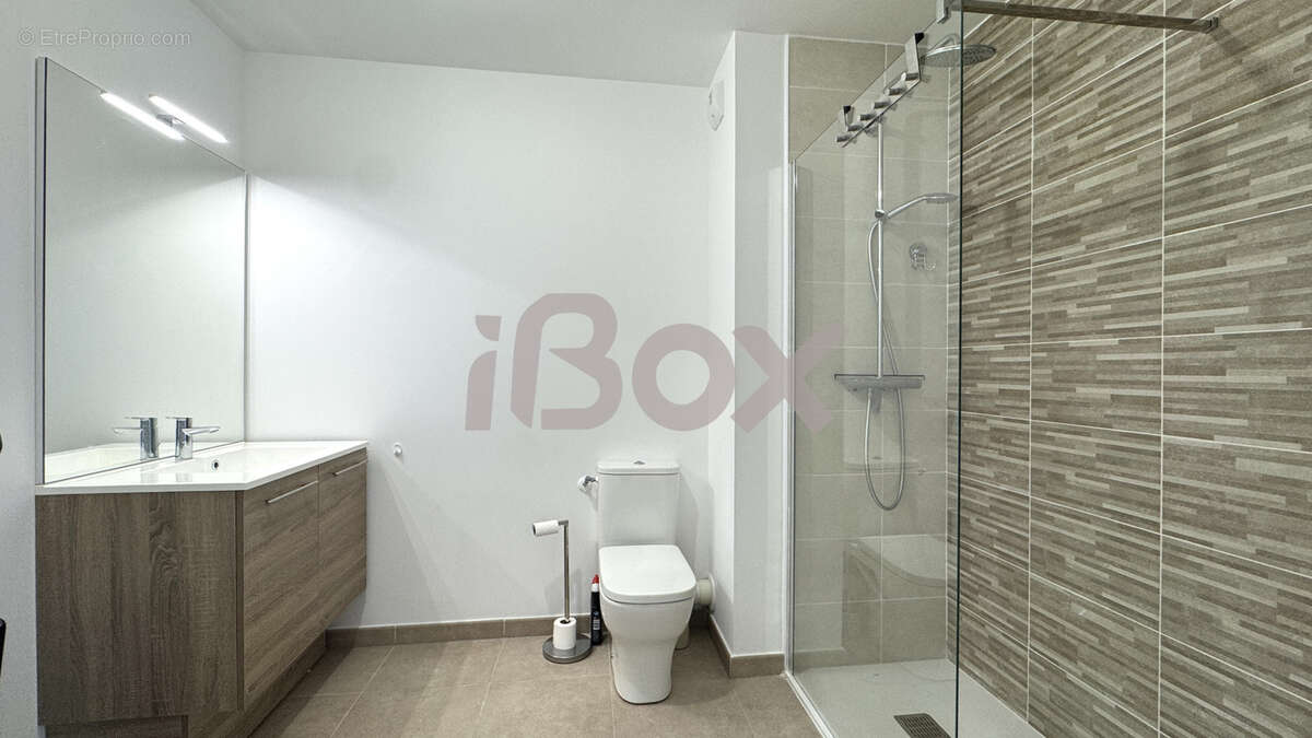 Appartement à HYERES