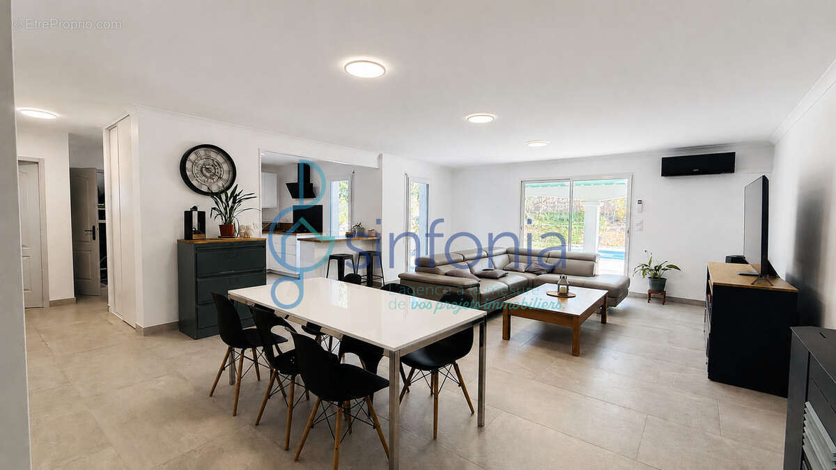 Maison de plain-pied entièrement rénovée avec piscine, sans vis-à-vis - photo 3