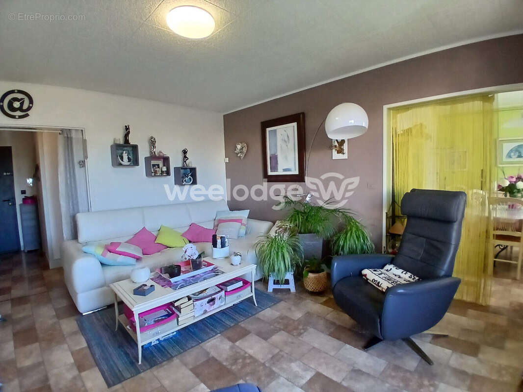 Appartement à LUCE