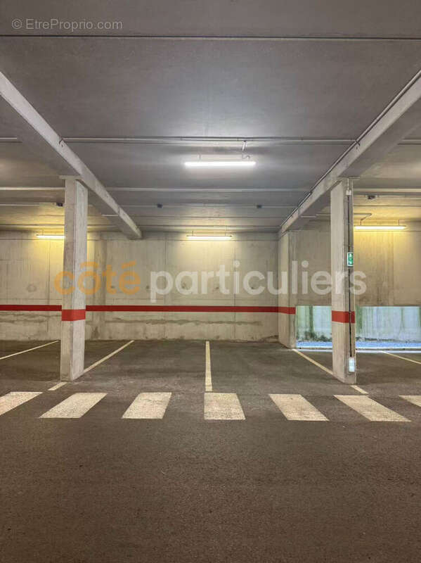 Vente Local Commercial 200 M² à Tremblay-en-France (93290) - photo 7