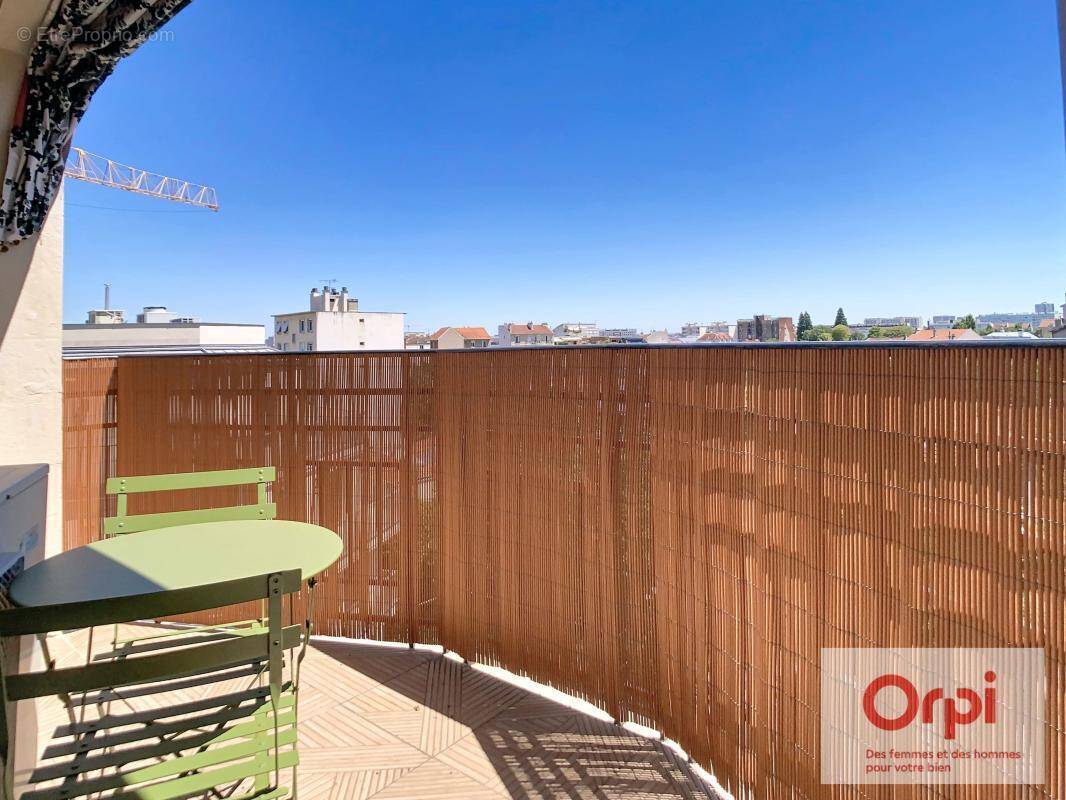 Appartement à ISSY-LES-MOULINEAUX
