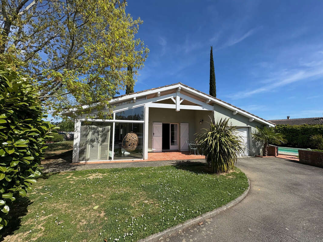 Maison à FROUZINS