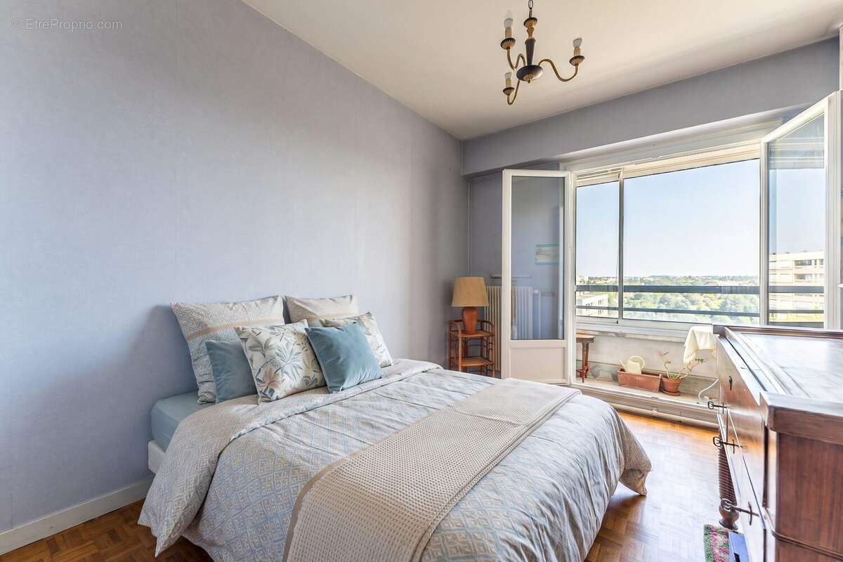 Appartement 90 m² à Caluire-Et-Cuire  - photo 4