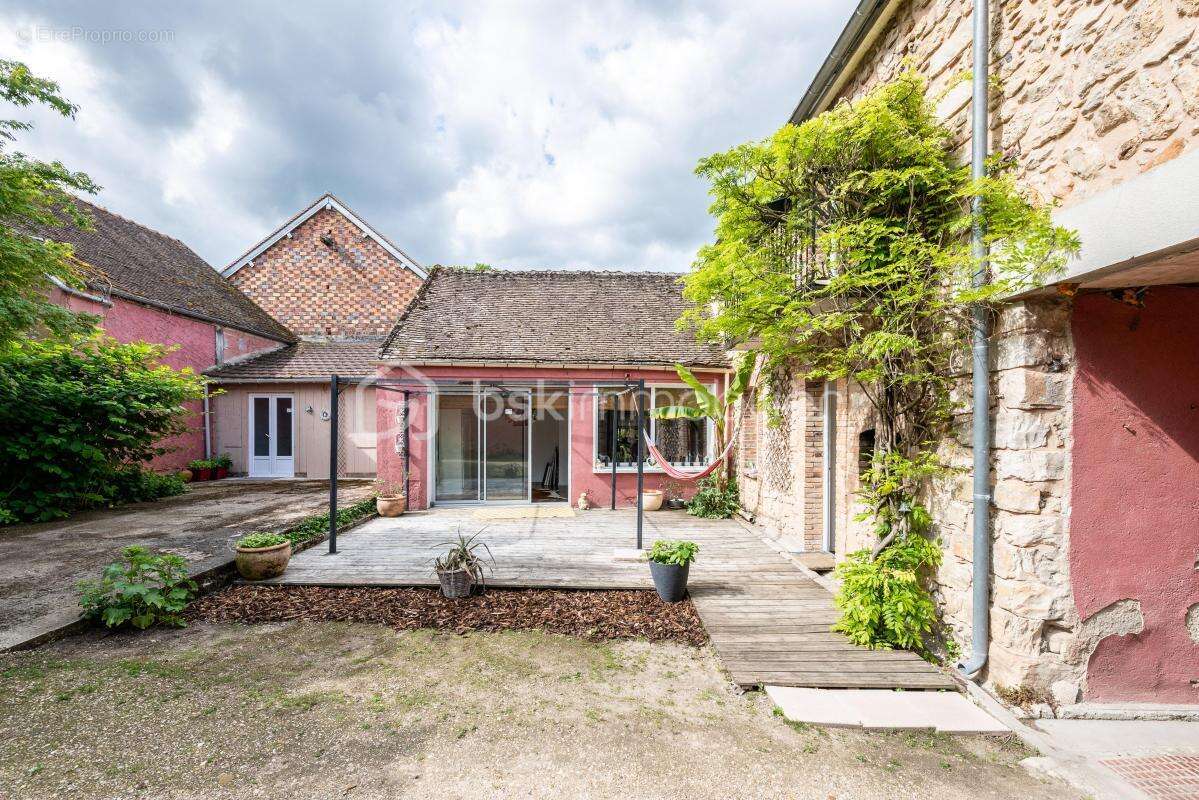 Maison à CHAUMONT