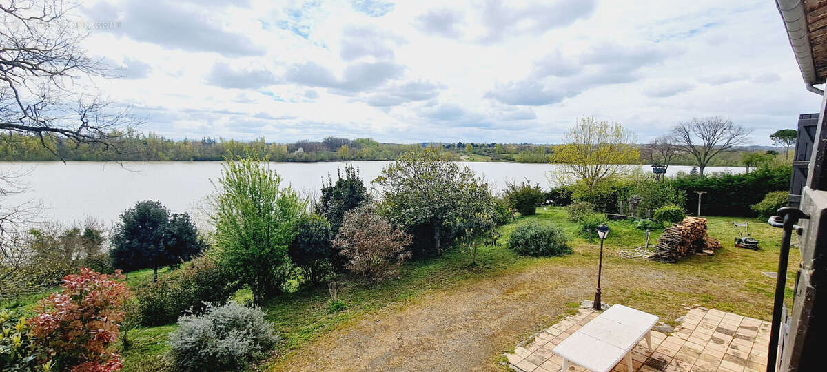 Maison t7 avec atelier garage et 4974m²  de terrain - photo 18