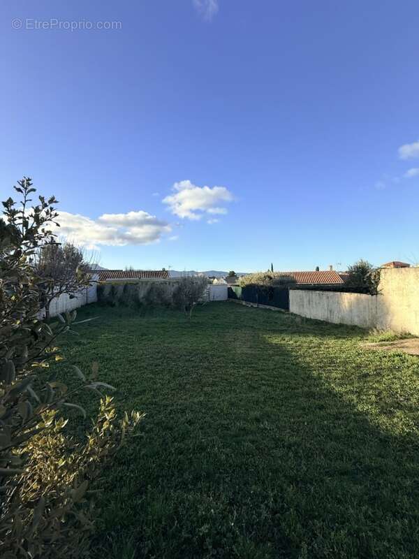 Terrain 350 m² à Pourrieres  - photo 4