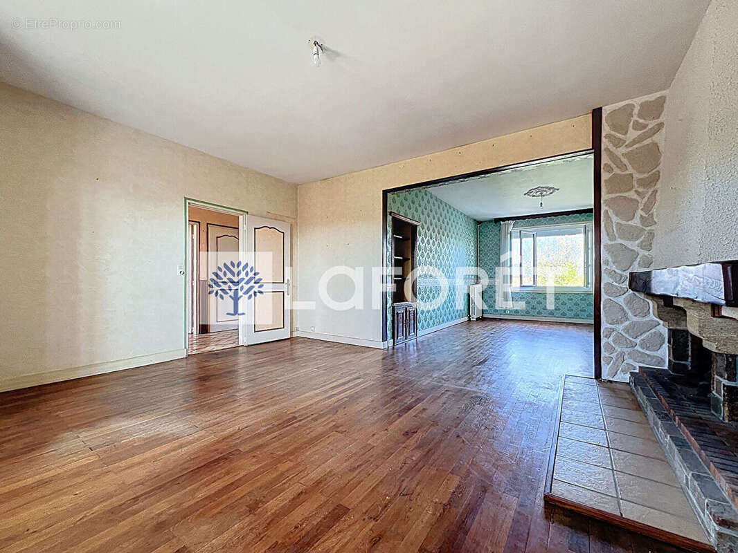 Maison à CHATILLON-SUR-THOUET