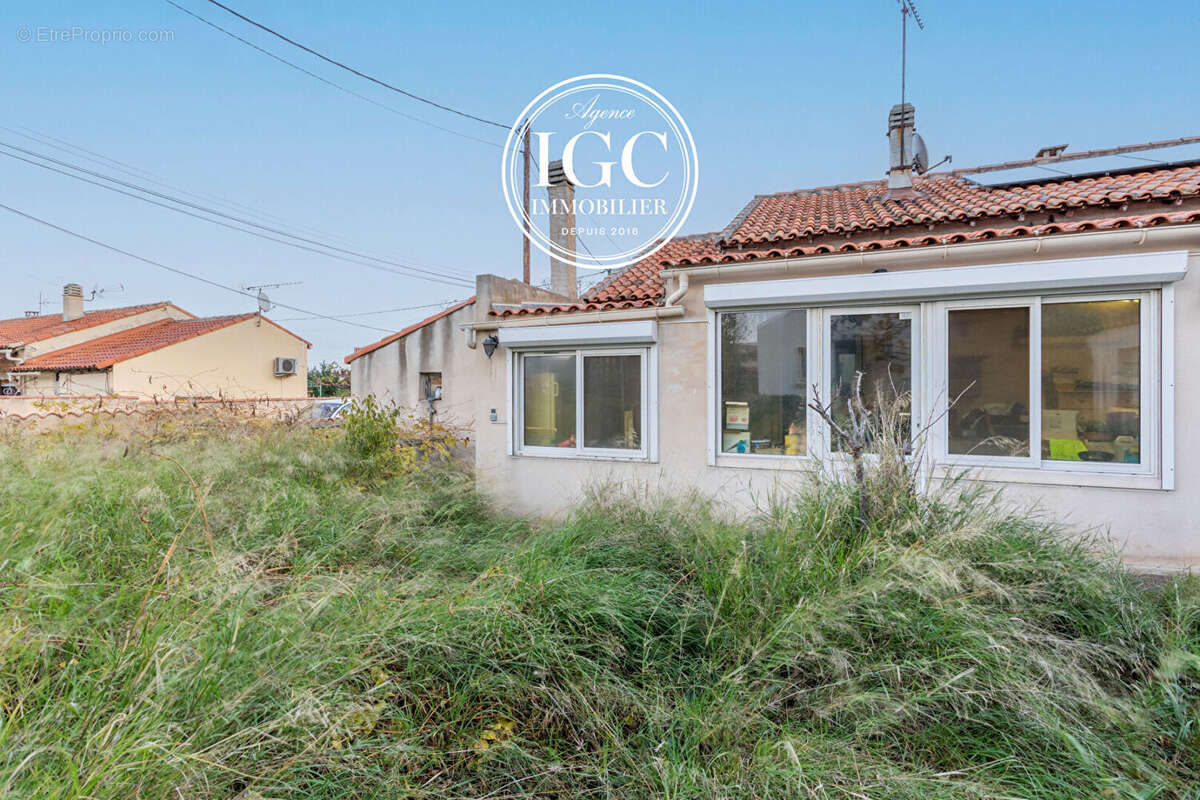 Maison à CHATEAUNEUF-LES-MARTIGUES