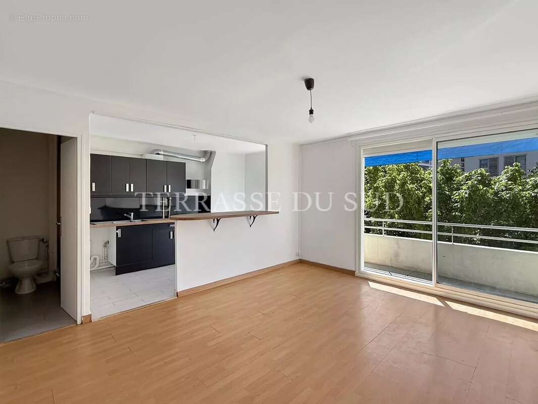 Appartement à MARSEILLE-8E