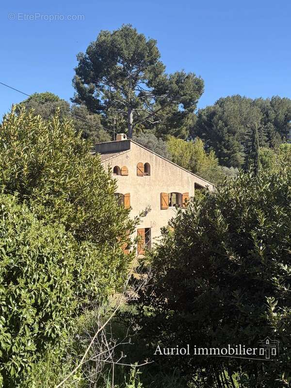 Maison à MARSEILLE-11E