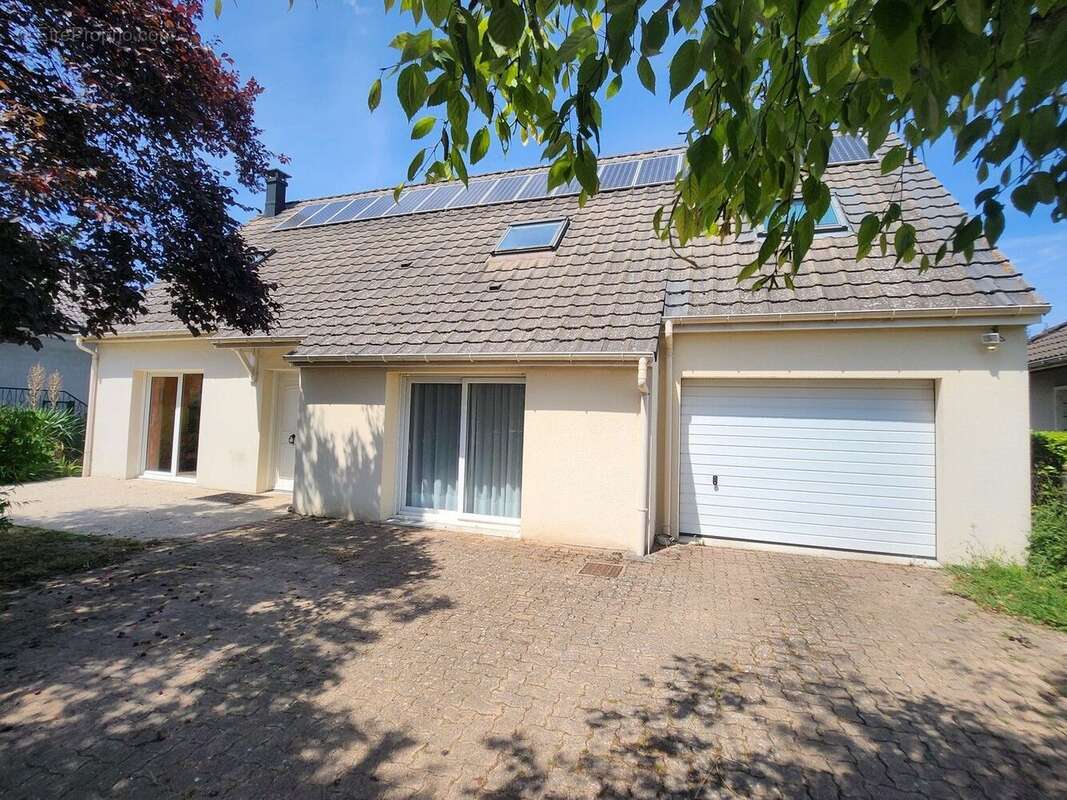 Maison 152 m² à Villemandeur  - photo 2