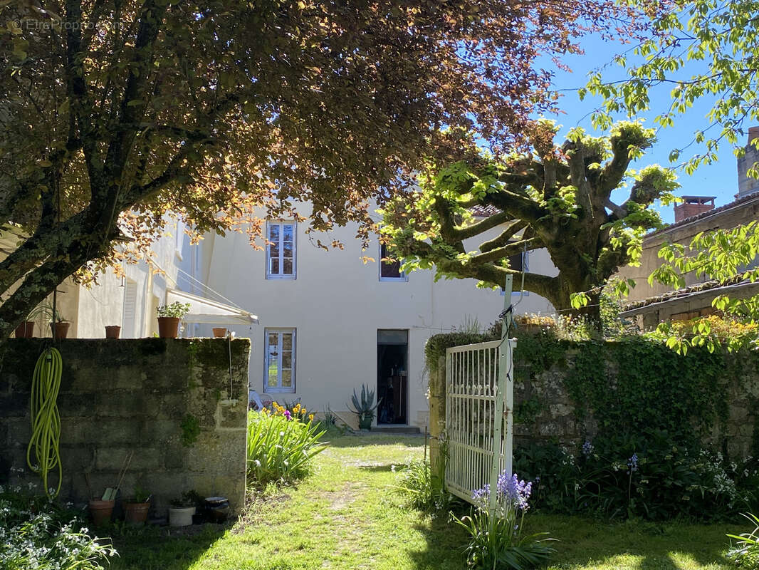 Maison à ANGOULEME