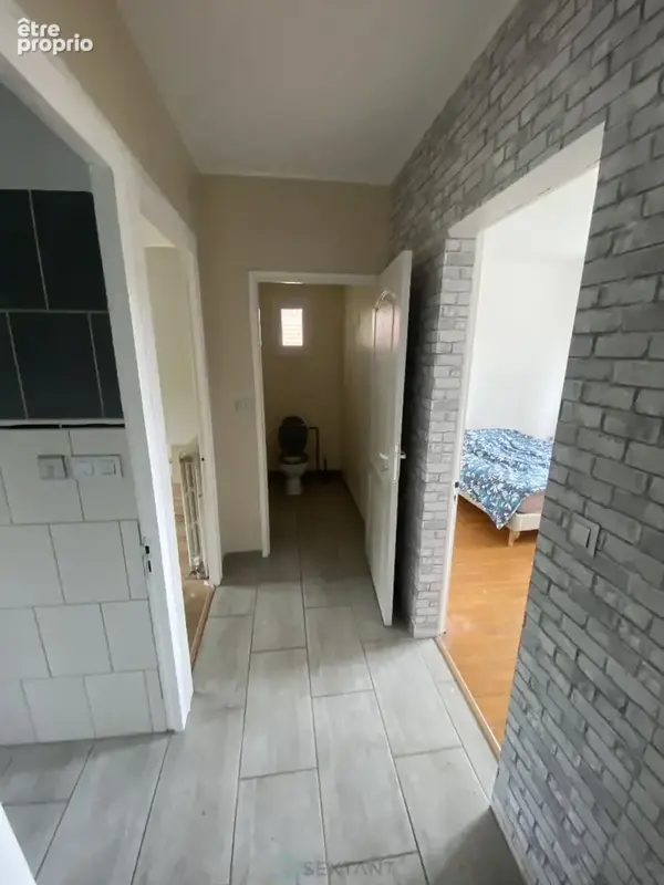 Sympathique maison de 85m2 sur Garage et Buanderie avec beau terrin de 800m2 piscinable - photo 12
