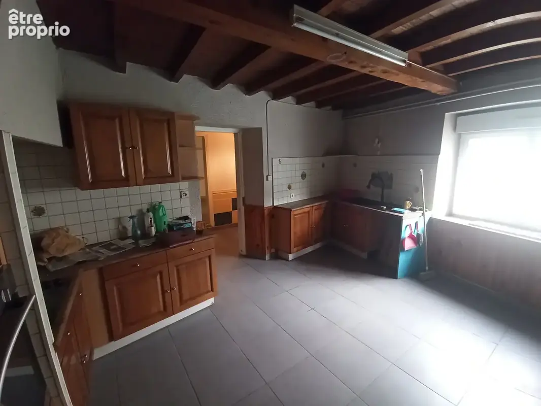 Maison d'habitation avec garage et jardin - photo 4